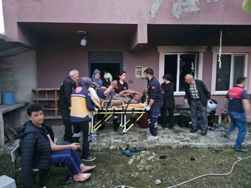 Benzinle soba yakmak isterken &ouml;l&uuml;mden d&ouml;nd&uuml;ler: 4 yaralı
