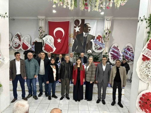 Bergama&rsquo;nın ilk kadın Kahveciler Odası Başkanı Melek Tok Bilir oldu
