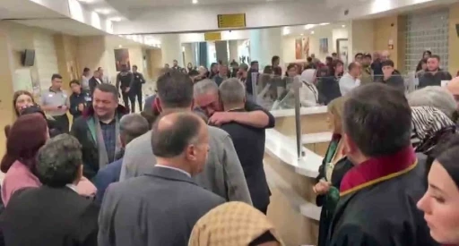 Berkay Şengel&rsquo;e &ccedil;arparak &ouml;ld&uuml;ren sanığın tutukluluk halinin devamına karar verildi
