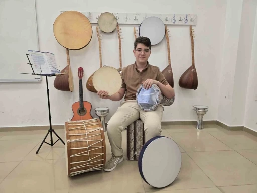 Beş parmağında beş marifeti var
