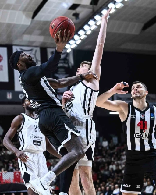 Beşiktaş, EuroCup&rsquo;ta yarı finale y&uuml;kseldi
