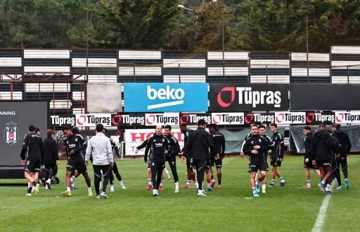 Beşiktaş, Fenerbah&ccedil;e ma&ccedil;ı hazırlıklarını tamamladı
