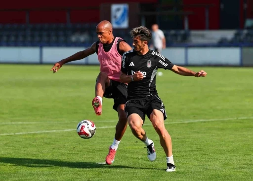 Beşiktaş günü çift antrenmanla tamamladı

