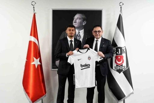Beşiktaş, İlhan Fakılı ile 4 yıllık s&ouml;zleşme imzaladı
