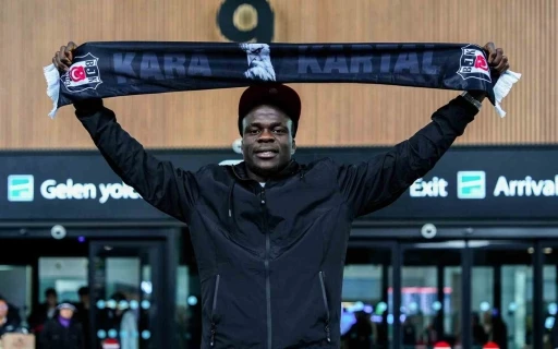 Beşiktaş&rsquo;ın anlaşmaya vardığı Junior Olaitan, İstanbul&rsquo;a geldi

