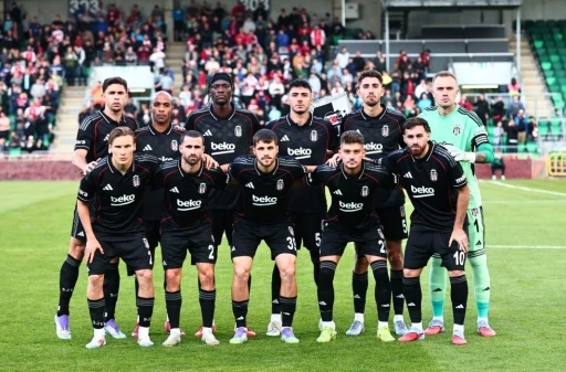 Siyah-Beyazlılar, 4-1'lik Avantajla Sahaya Çıkıyor