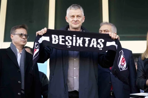 Beşiktaş&rsquo;ın yeni teknik direkt&ouml;r&uuml; Solskjaer oldu
