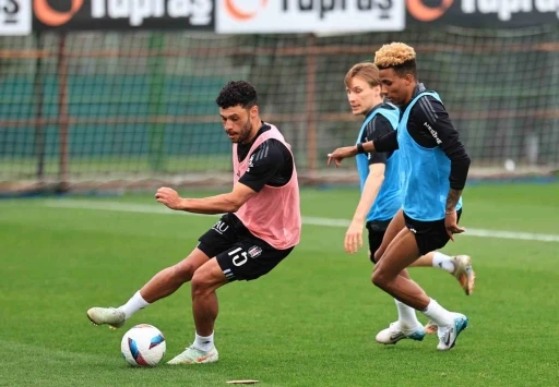 Beşiktaş kondisyon ve taktik çalıştı

