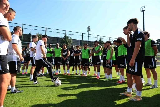 Beşiktaş, Midtjylland ma&ccedil;ı hazırlıklarını s&uuml;rd&uuml;rd&uuml;
