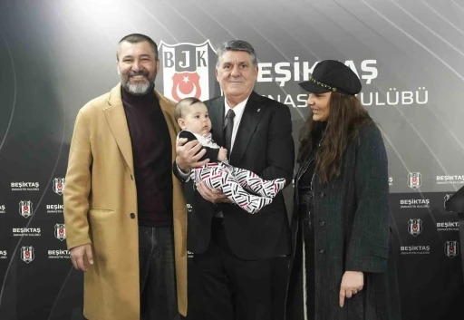 Beşiktaş&rsquo;ta geleneksel bayramlaşma t&ouml;reni yapıldı
