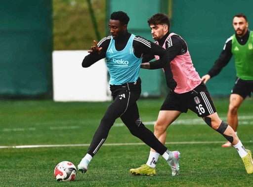 Beşiktaş&rsquo;ta Konyaspor ma&ccedil;ı hazırlıkları devam etti