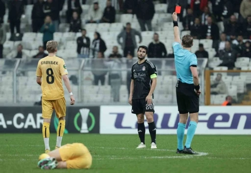 Beşiktaş&rsquo;ta Necip Uysal ve Mert G&uuml;nok ile yollar ayrılıyor
