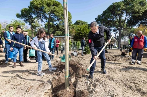 Beton s&ouml;k&uuml;ld&uuml;, umut filizlendi
