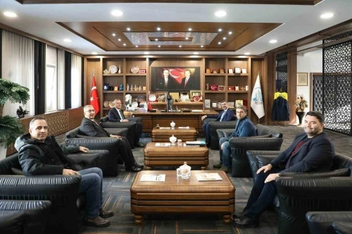 BE&Uuml; ile Bitlis Belediyesi arasında dijital eğitimde iş birliği protokol&uuml; imzalandı
