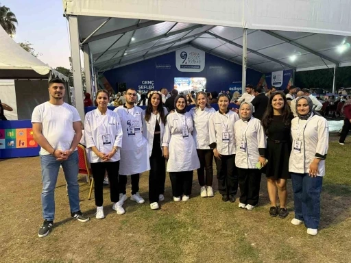 BEÜ öğrencileri Adana Lezzet Festivalinden üç dereceyle döndü
