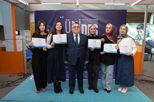 BEUN &Ouml;ğrenci Topluluklarının &Uuml;NİDES başarısı sertifika t&ouml;reniyle ta&ccedil;landırıldı
