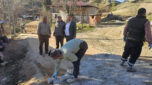 Beyağa&ccedil; Belediyesi g&uuml;venli ulaşım i&ccedil;in &ccedil;alışmalara devam ediyor
