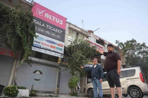 Beyaz eşya satın alma hayaliyle umutla bekleyen vatandaşların hayali bayinin kepenk açmamasıyla son buldu
