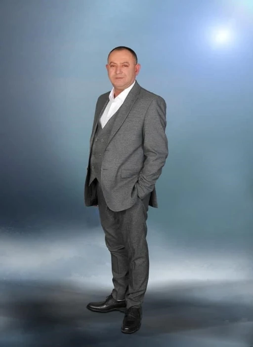 Beyin kanaması ge&ccedil;iren mahalle muhtarı 3 g&uuml;n sonra hayatını kaybetti
