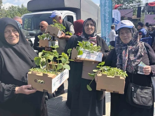 Beykoz&rsquo;da 1 milyon 700 bin fide toprakla buluşuyor: "&Uuml;retmeye ve Beykoz&rsquo;a değer katmaya devam edeceğiz"
