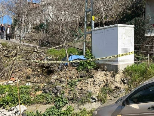 Beykoz&rsquo;da motosiklet elektrik direğine &ccedil;arptı: &Uuml;niversite &ouml;ğrencisi hayatını kaybetti
