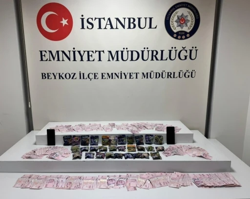 Beykoz&rsquo;da narkotik k&ouml;peği "zula"yı affetmedi: 236 gram marihuana ve 64 bin TL ele ge&ccedil;irildi
