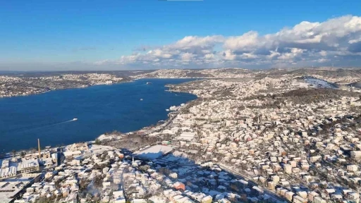 Beykoz Kavacık sabaha beyaz &ouml;rt&uuml;yle uyandı
