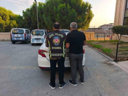 Beylikd&uuml;z&uuml;&rsquo;nde taksicinin &ouml;n&uuml;n&uuml; kesip ara&ccedil; yumruklayan trafik magandasına 182 bin lira ceza
