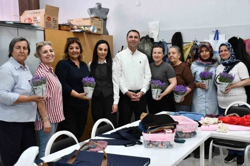 Beylikova&rsquo;da Anneler G&uuml;n&uuml;&rsquo;ne &ouml;zel anlamlı kutlama
