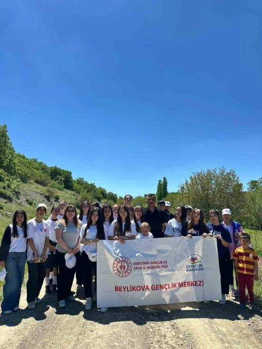 Beylikova&rsquo;da gen&ccedil;lik doğa i&ccedil;in y&uuml;r&uuml;d&uuml;
