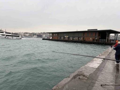 Beyoğlu Karak&ouml;y&rsquo;de denizde kadın cesedi bulundu
