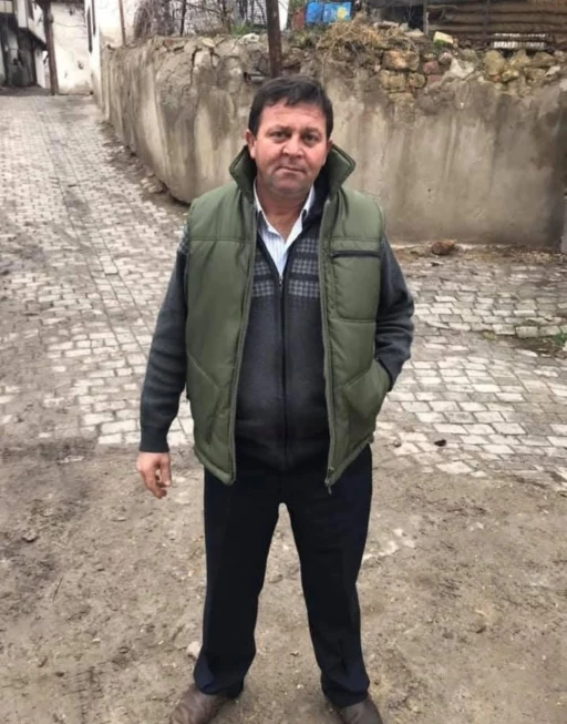 Beypazarı’nda &quot;koyunlar tarlaya girdi&quot; kavgası: 1 ölü, 6 yaralı
