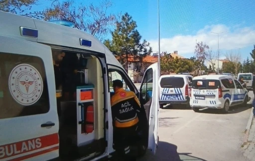 Beyşehir&rsquo;de otomobilin &ccedil;arptığı &ccedil;ocuk hastanelik oldu
