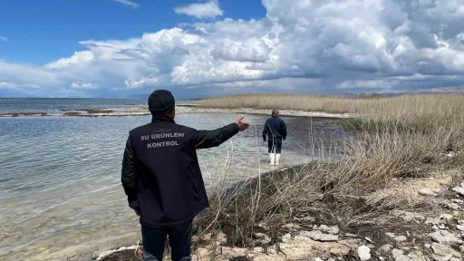 Beyşehir Gölünde denetimler sürüyor

