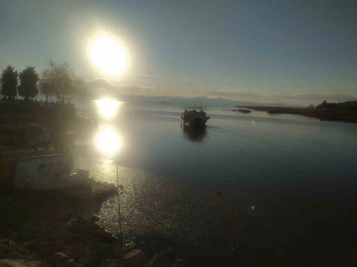 Beyşehir Gölünde tekne turları başladı
