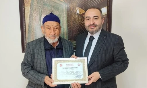 Beyşehirli 84 yaşındaki hafız Konya ikincisi oldu
