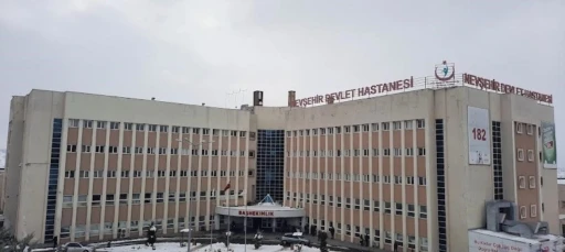 Bıçaklandıktan sonra kendine pansuman yapan şahıs hayatını kaybetti
