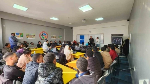 Bidünya öğrenci Erzurum’da
