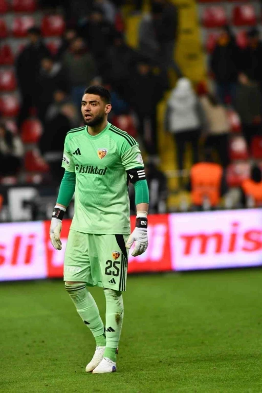 Bilal Bayazit, Kayserispor&rsquo;a veda etti
