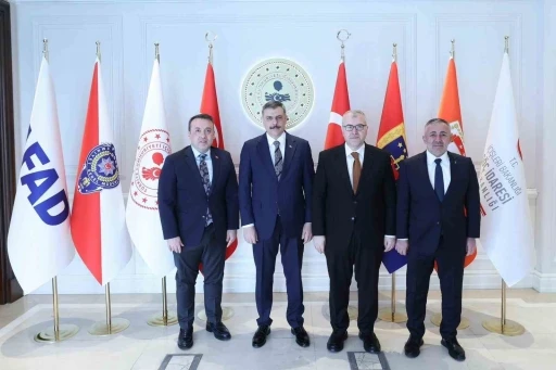 Bilecik b&uuml;rokrasisinden Ankara &ccedil;ıkartması
