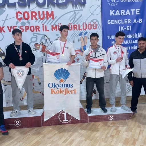 Bilecik&rsquo;e Karate T&uuml;rkiye Şampiyonası&rsquo;nda dereceler geldi
