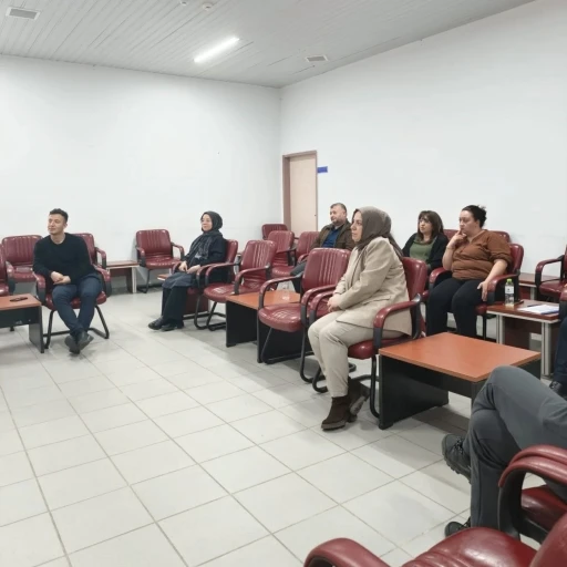 Bilecik huzurevinde &rsquo;Kişi Hakları&rsquo; eğitimi
