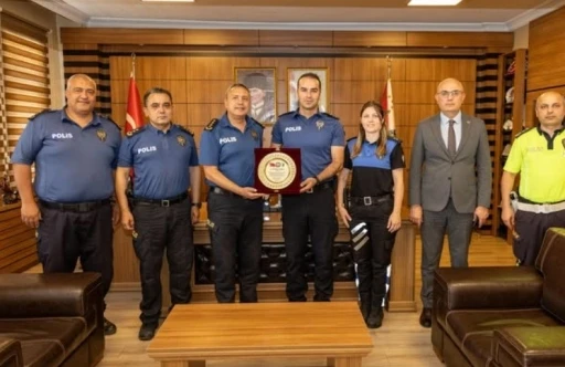 Bilecik İl Emniyet Müdürü Yılmaz’dan teşekkür plaketi
