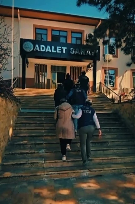 Bilecik merkezli DEAŞ operasyonunda 2 tutuklama
