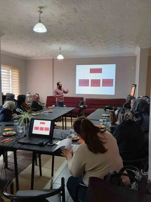 Bilecik&rsquo;te aile i&ccedil;i iletişim eğitimi d&uuml;zenlendi

