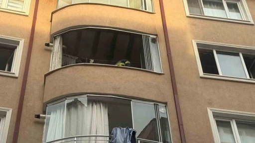 Bilecik’te balkonda çıkan yangında bir kişi dumandan etkilendi
