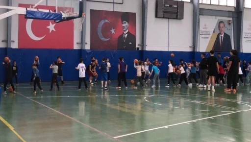 Bilecik&rsquo;te basketbol okullarında disiplinli antrenmanlar s&uuml;r&uuml;yor

