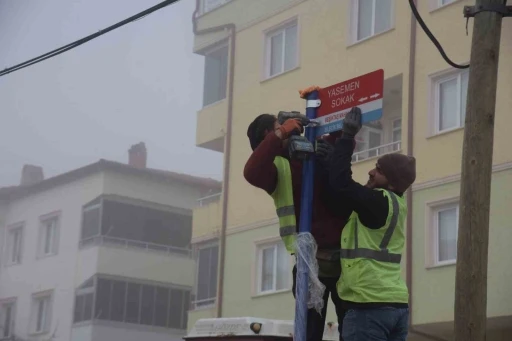 Bilecik&rsquo;te cadde ve sokak tabelaları yenileniyor
