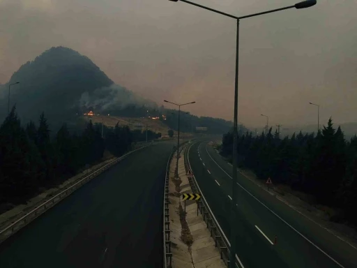 Bilecik’te D-650 karayolu çift taraflı ulaşıma kapandı

