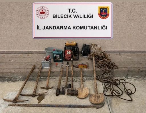 Bilecik&rsquo;te define arayan 5 kişi su&ccedil;&uuml;st&uuml; yakalandı
